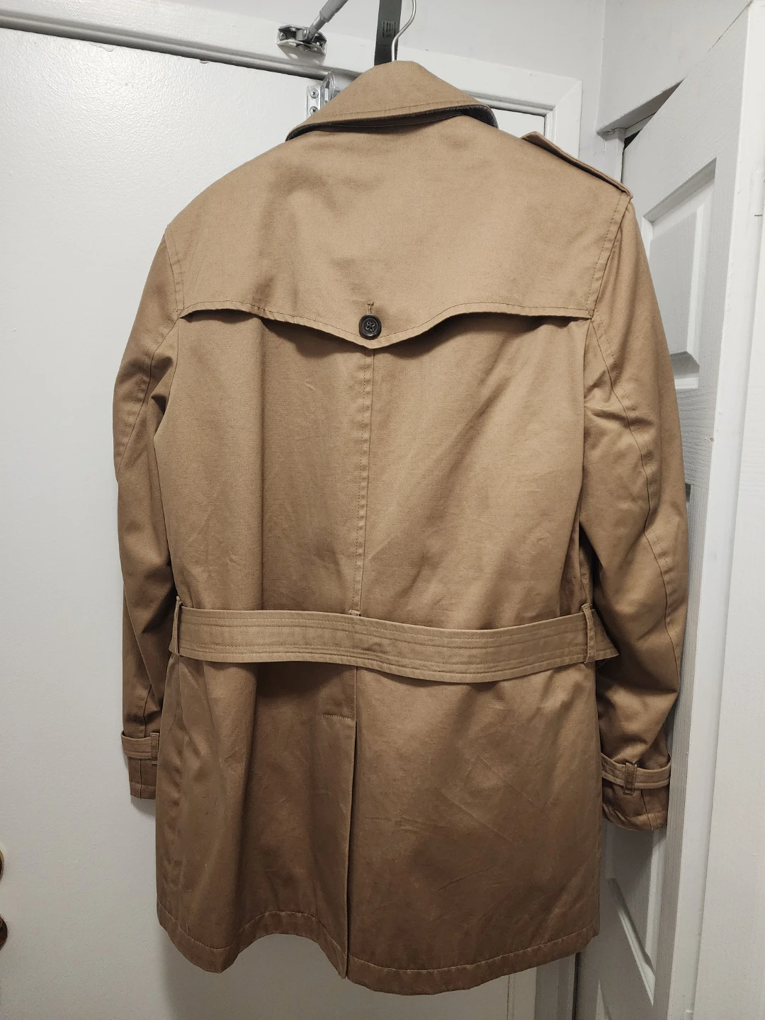 Banana Republic Tan Trench Coat - Size M - photo 3