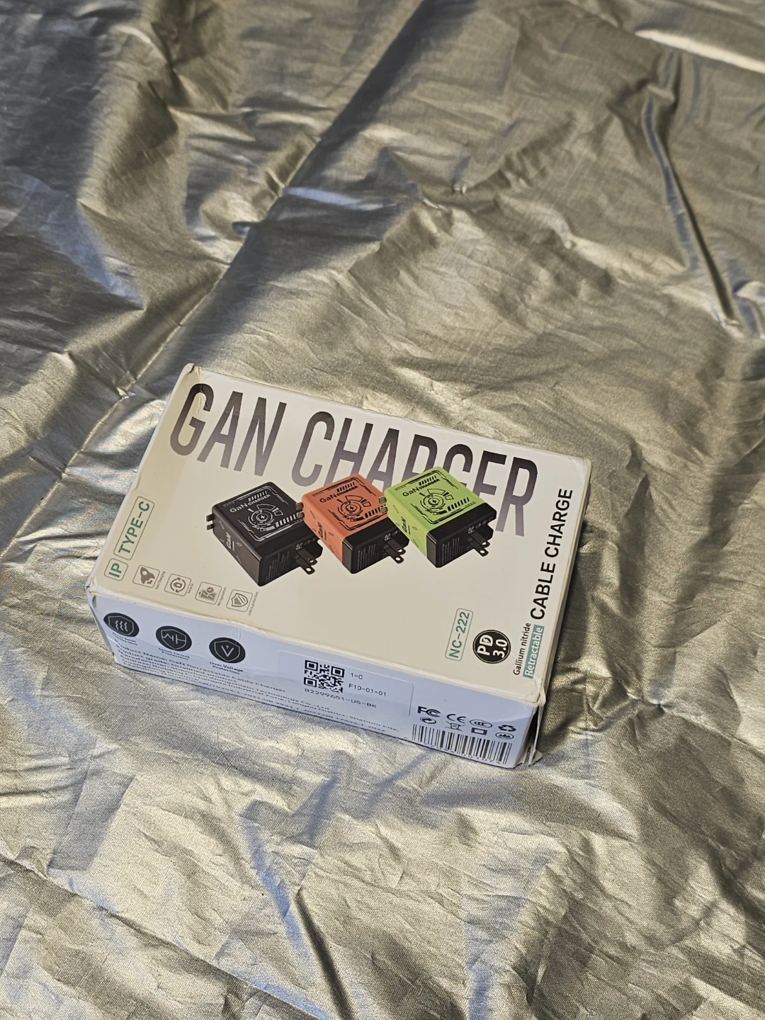 GaN Retractable Cable Charger