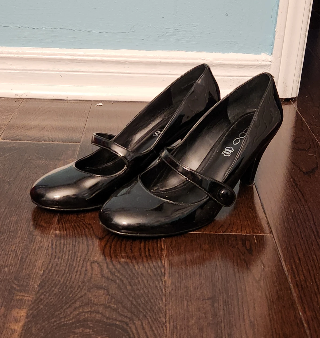 ALDO Black Patent Mary Jane Heels
