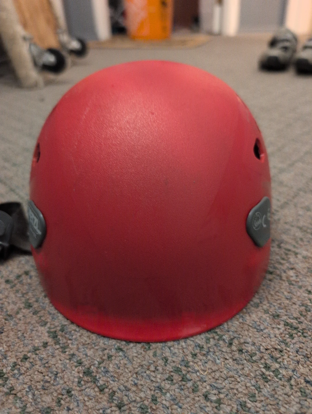 Red Petzl Ecrin-Roc Climbing Helmet - photo 2