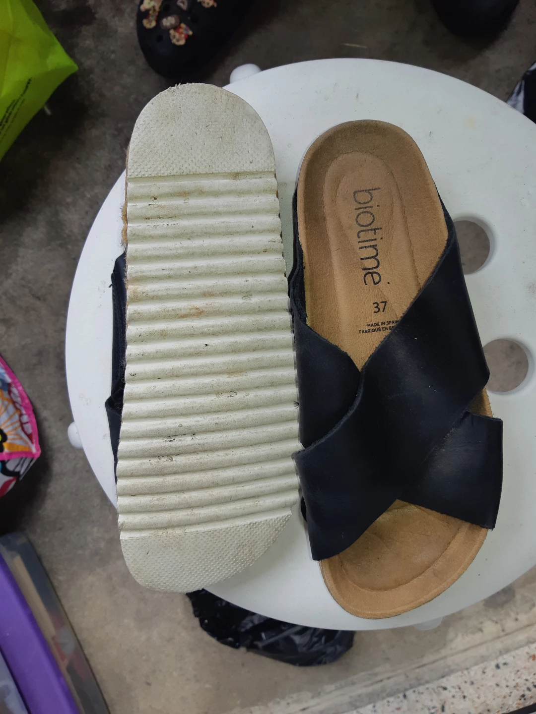 Biotime Black Cross-Strap Sandals - Size 37 - photo 2
