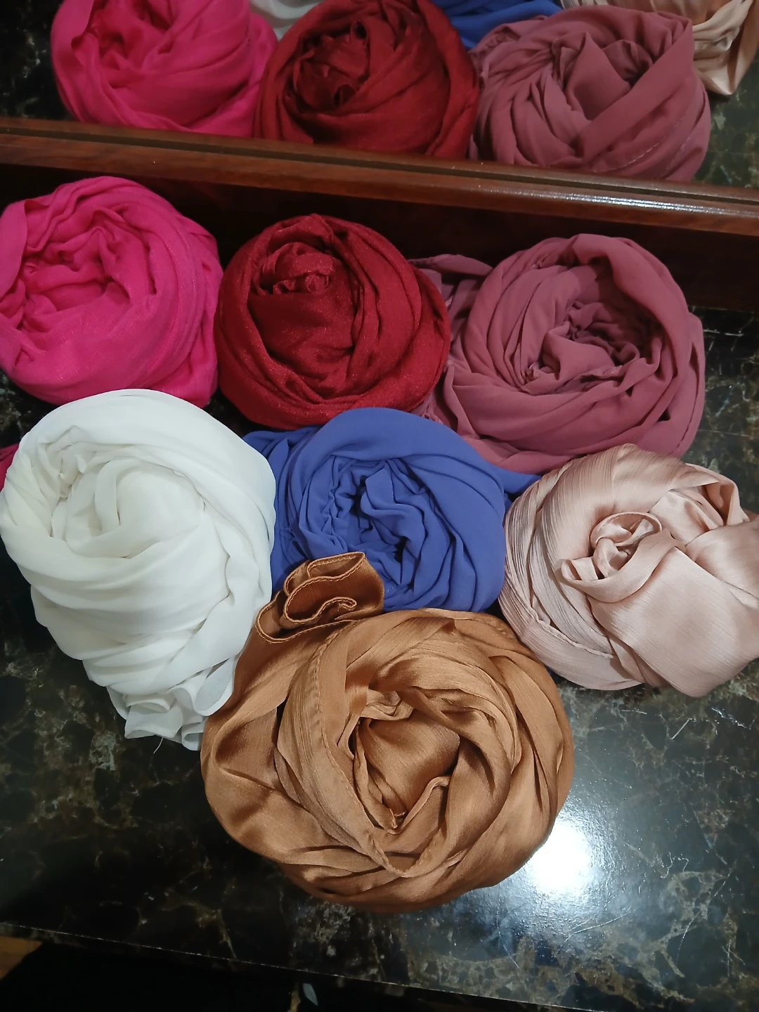 7 pcs Chiffon Hijabs Scarves - Assorted Colours