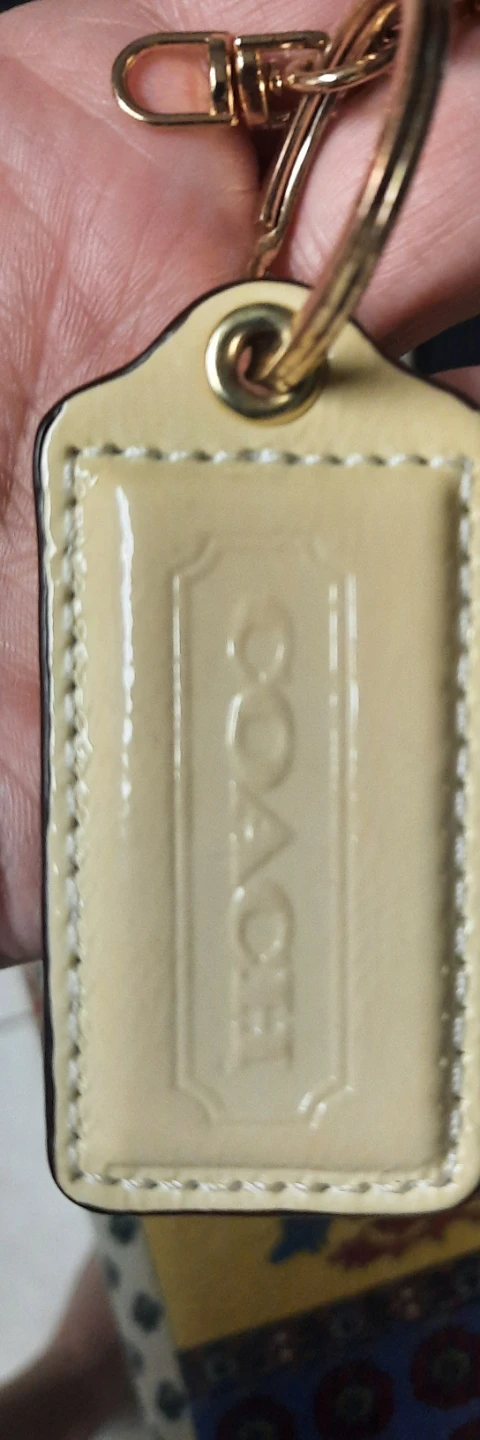 Coach yellow cream leather tote - photo 4