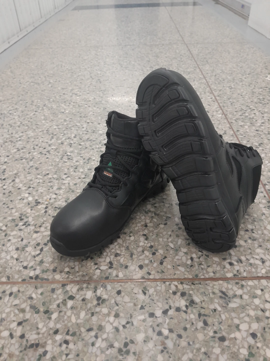 Reebok Safety Composite Toe Boots Men's Size 9.5 - photo 4
