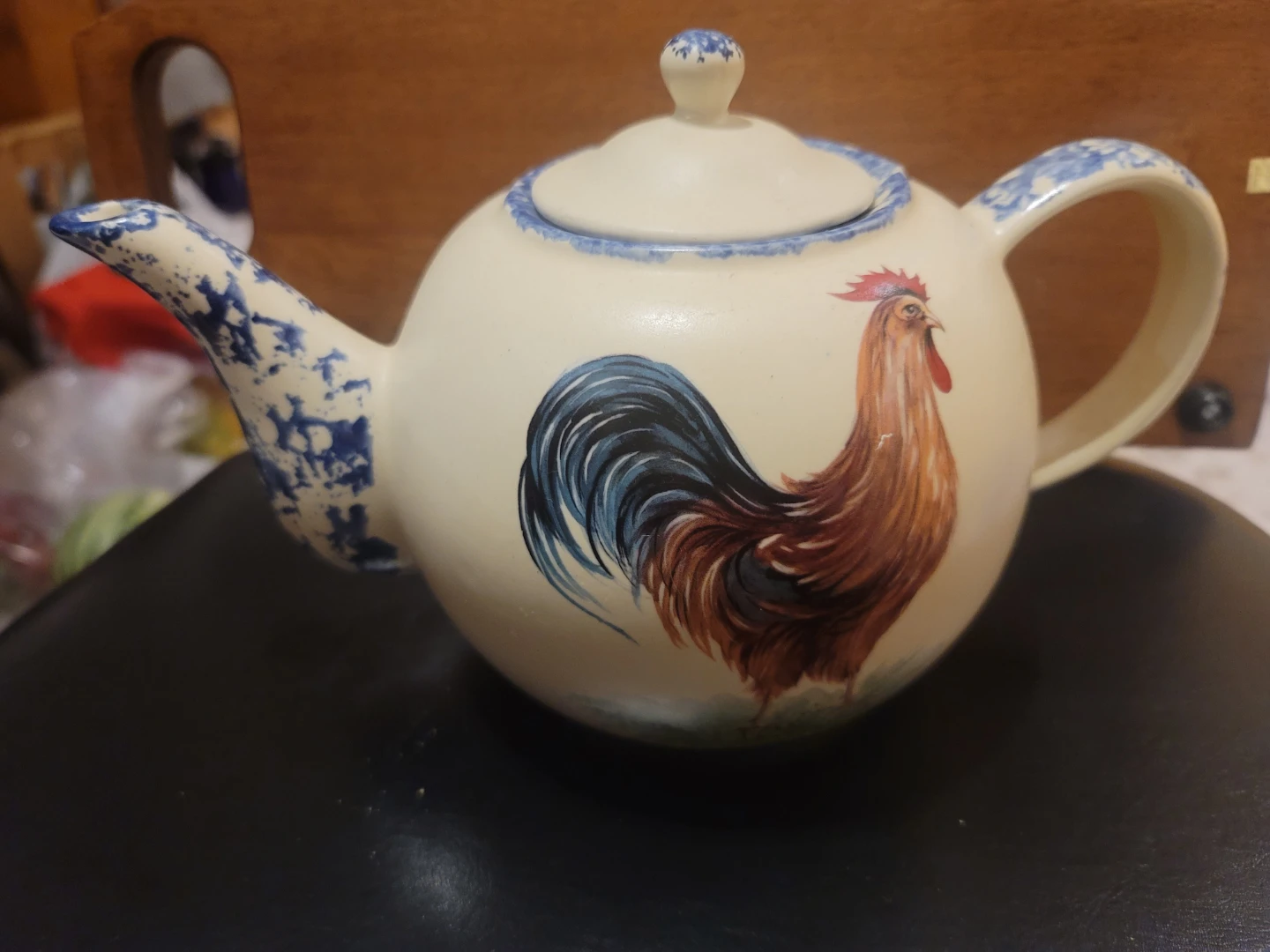 Ceramic Teapot with Rooster Design
