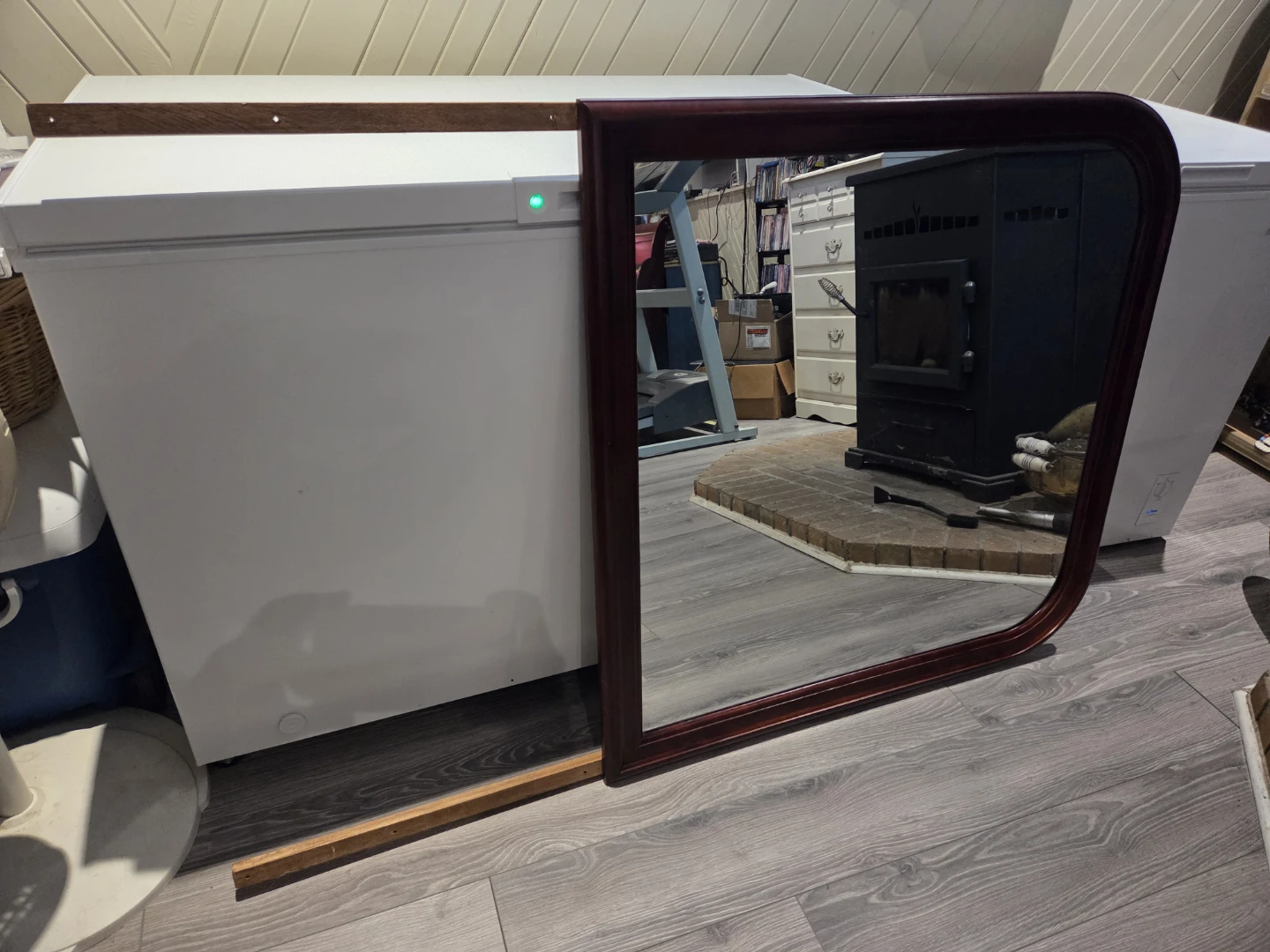 Dark Wood Sleigh Bedroom Set. Retail $3000 - photo 2