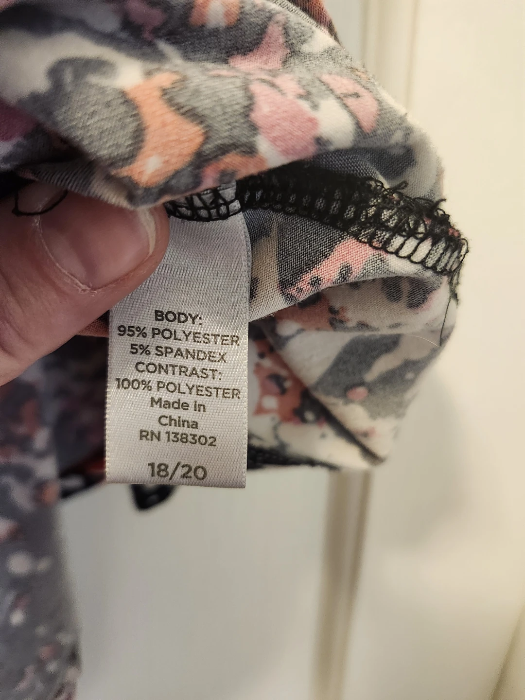Avenue Sleeveless Printed Top Size 18/20 - photo 3