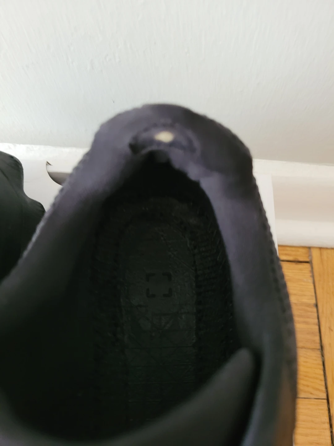 ALO Running Shoes - Black US Women size 8 - photo 4