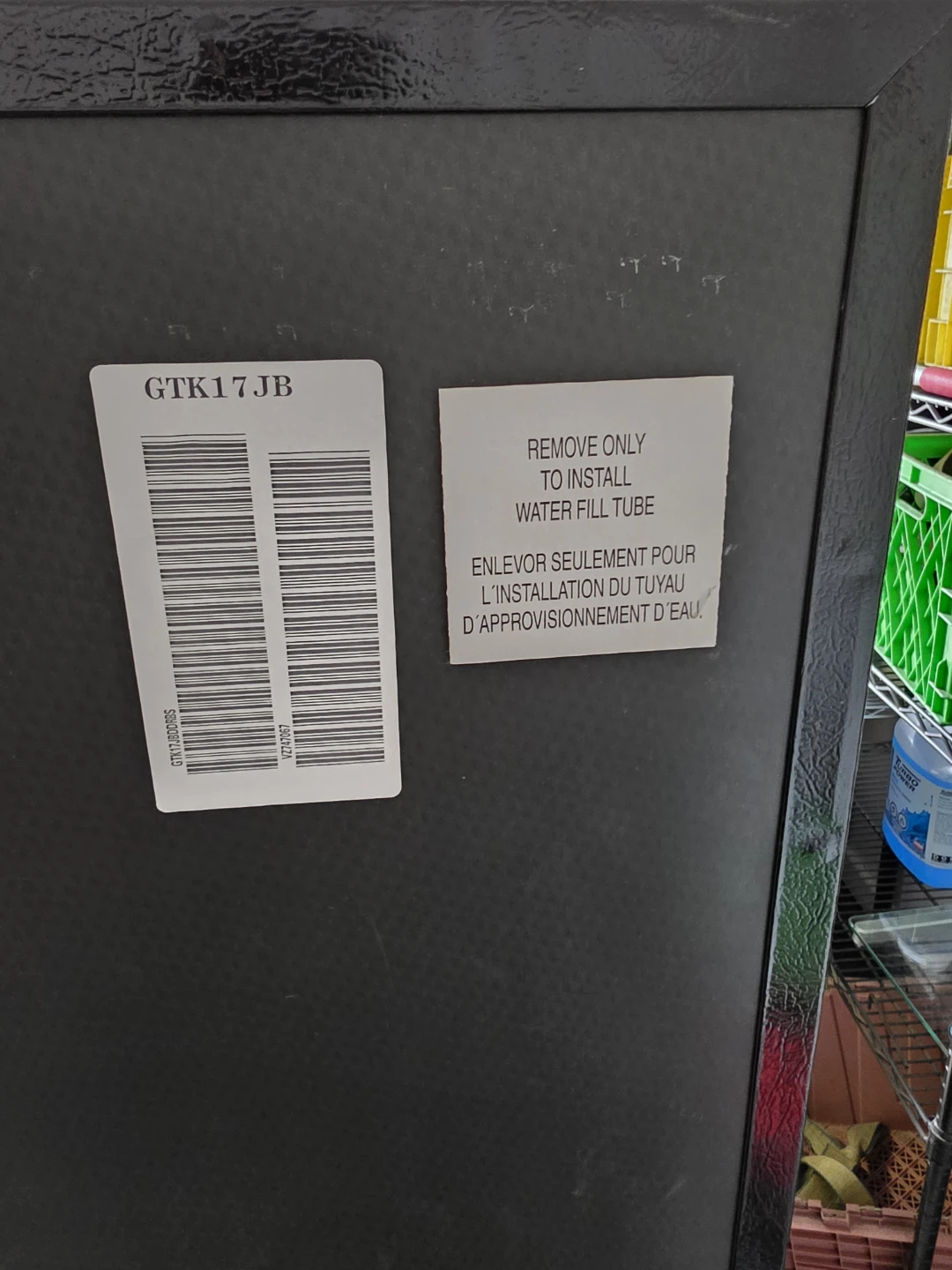 GE Top Freezer Refrigerator - photo 4
