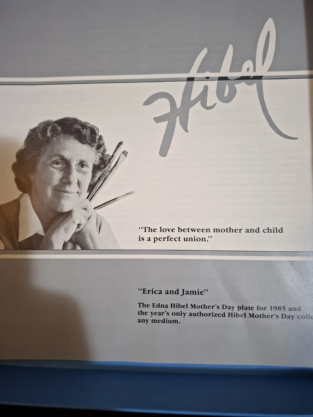 1985 Edna Hibel Mother's Day Plate 'Erica and Jamie' - photo 4