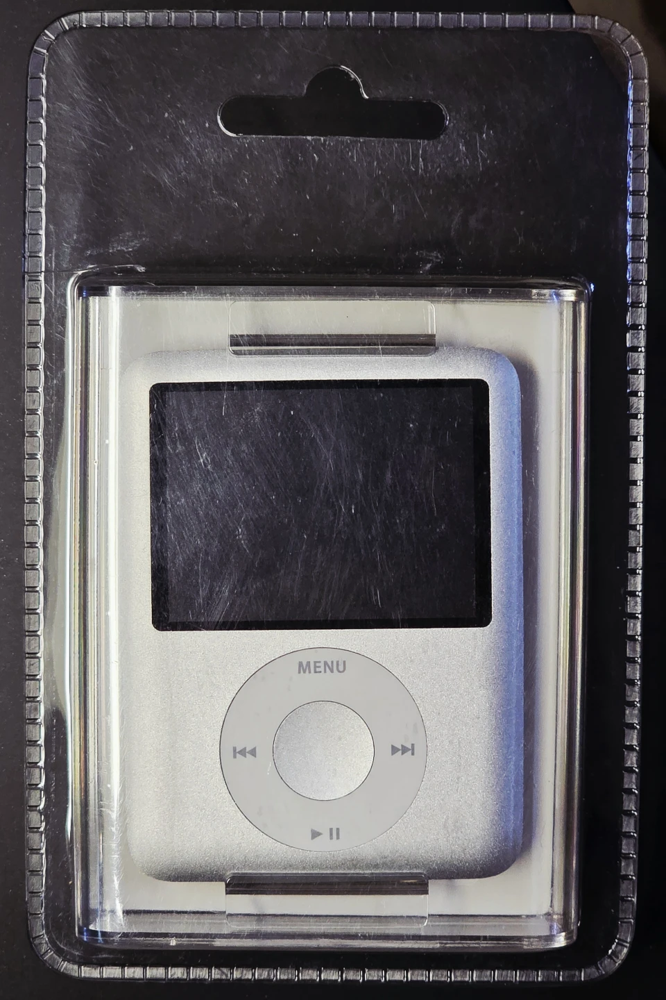 Apple iPod Nano 3rd Generation 4GB Silver (Model A1236) - photo 3