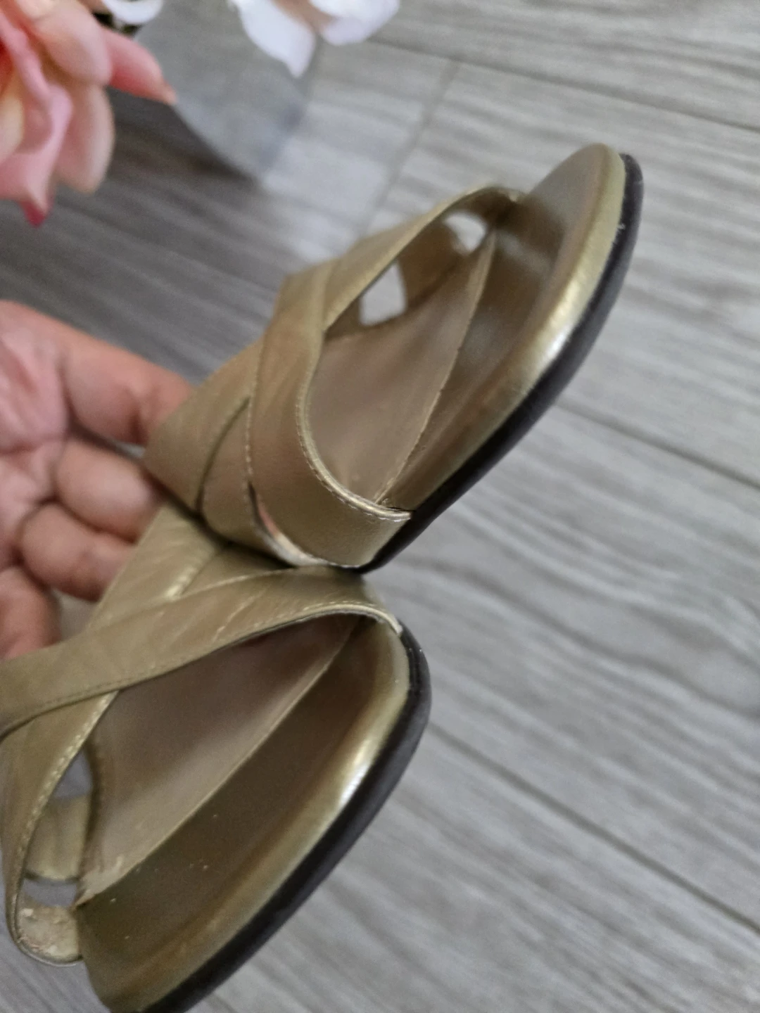 Naturalizer Gold Strappy Heeled Sandals Size 7 - photo 5