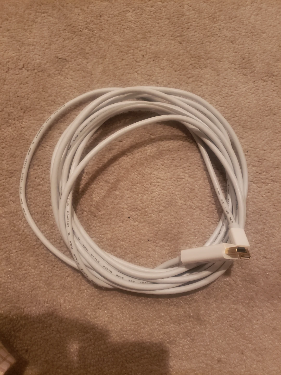 White HDMI Cable to Display Port cable - photo 2