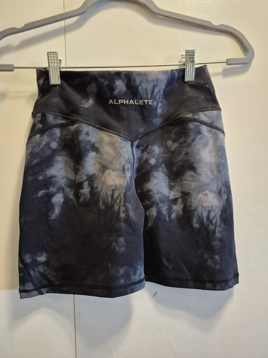 Alphalete Tie-Dye Bike Shorts - photo 2