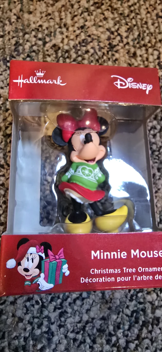 Hallmark Disney Minnie Mouse Christmas Tree Ornament