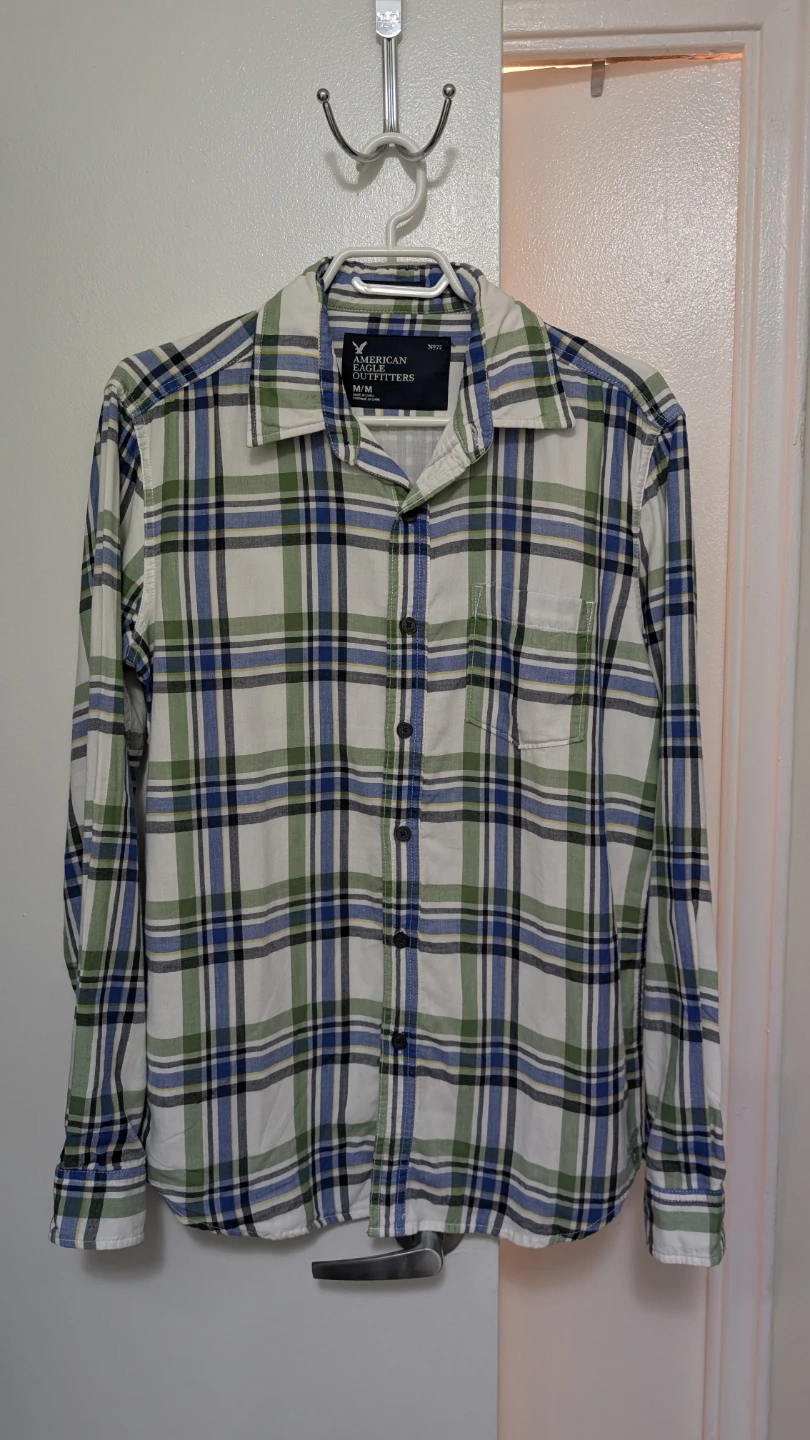 American Eagle Outfitters Plaid Button-Up Shirt - M/M