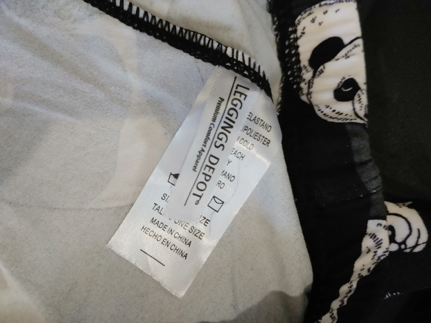 🧡BRAND NEW WOMEN'S PANDA LEGGINGS ONE SIZE FITS ALL - photo 3