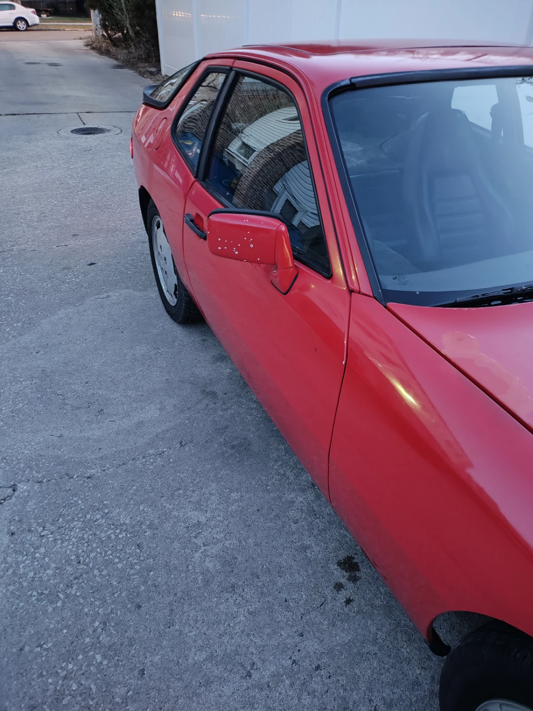 Red Porsche 924 Turbo Coupe - photo 2