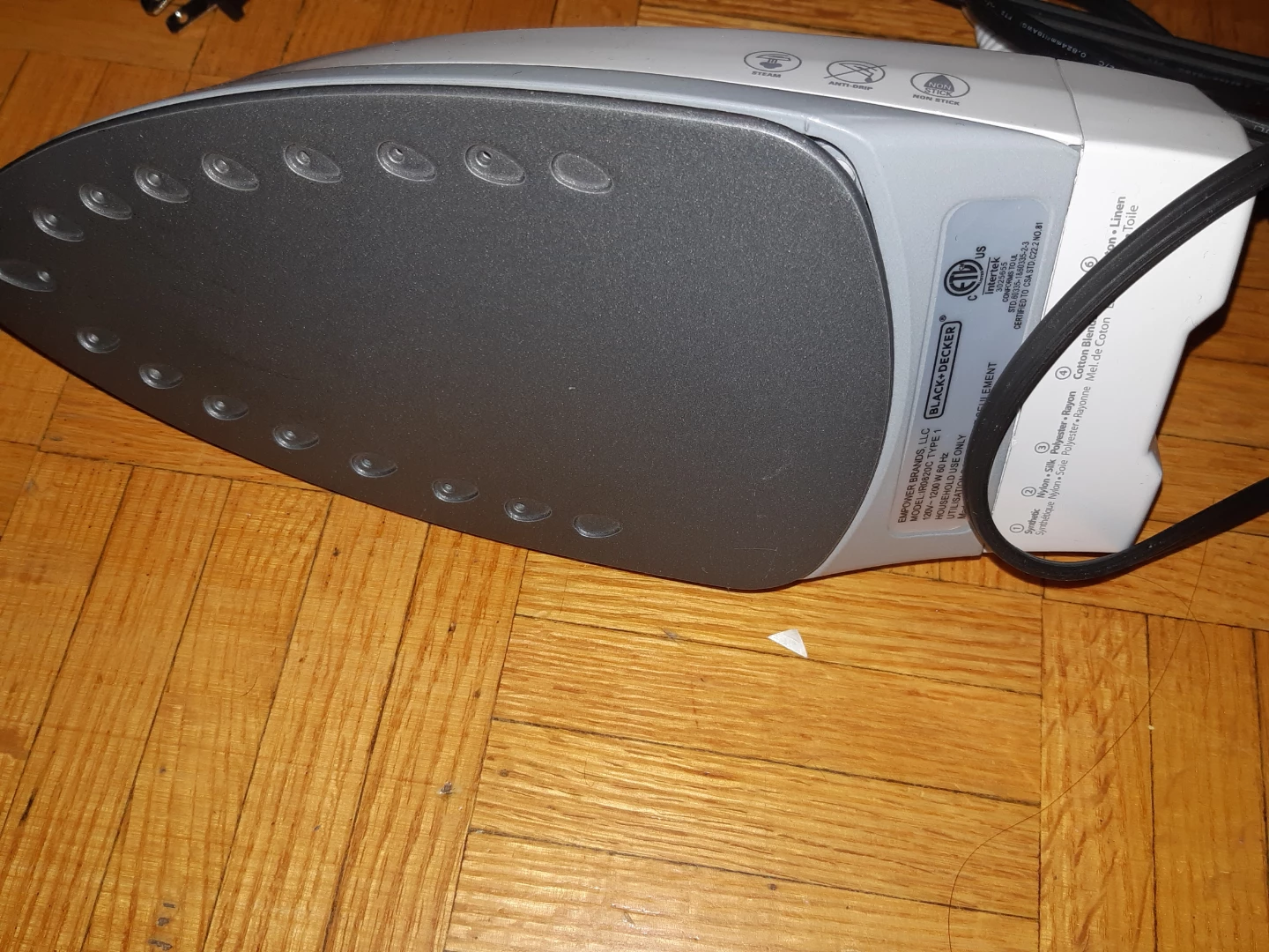 Black+Decker Steam Iron - photo 3