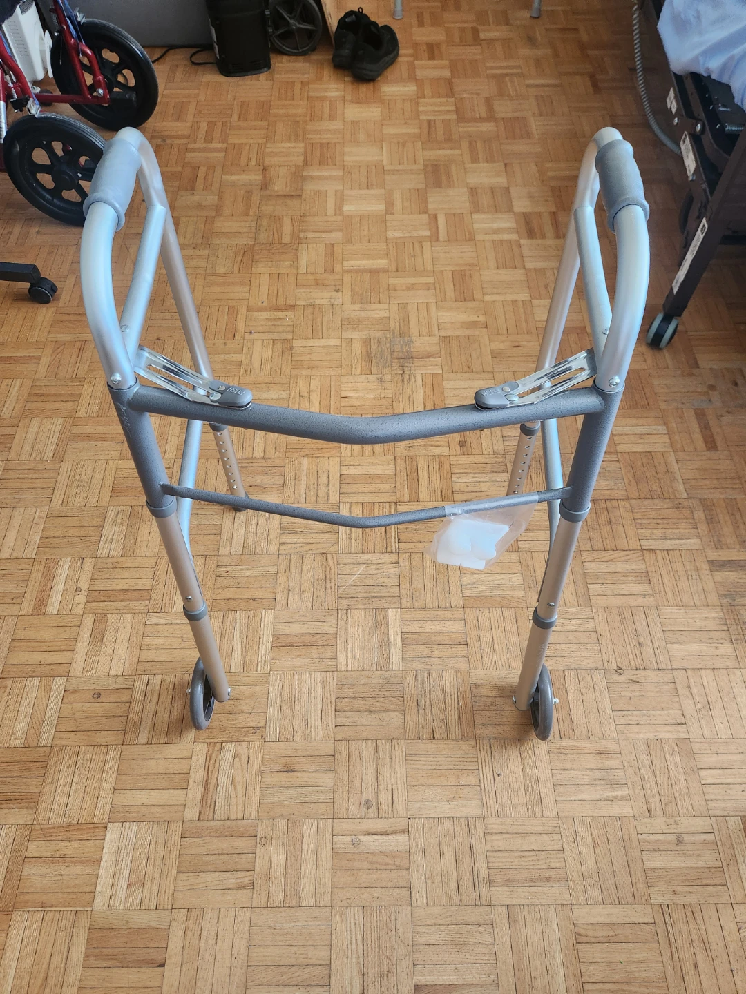 Folding adjustable Walker with Wheels