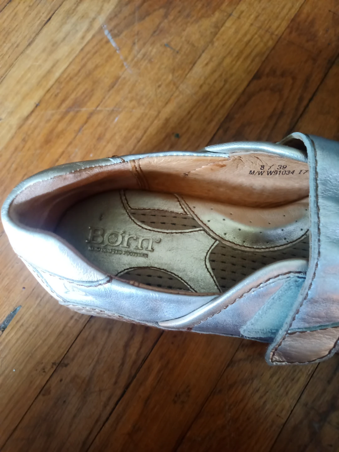 Born Mary Jane Shoes - Silver/gold size 8 (39) - photo 2