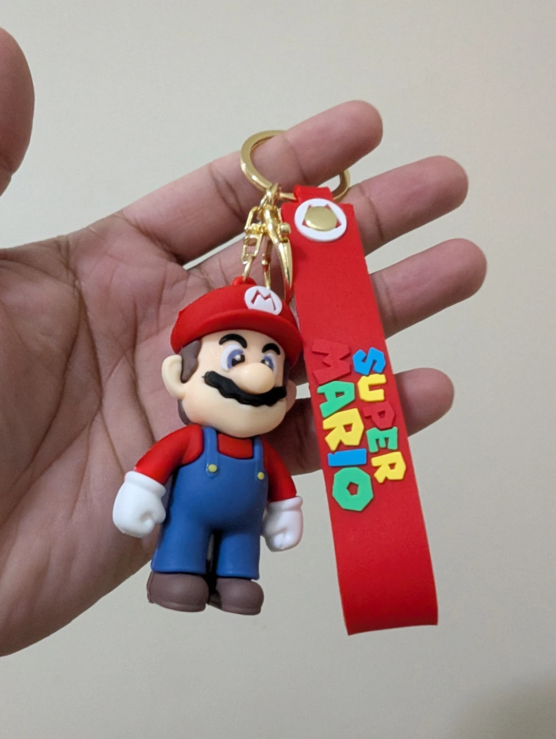 Super Mario Keychain
