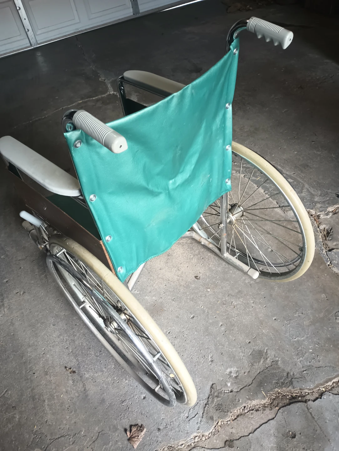 Green Wheelchair - photo 3