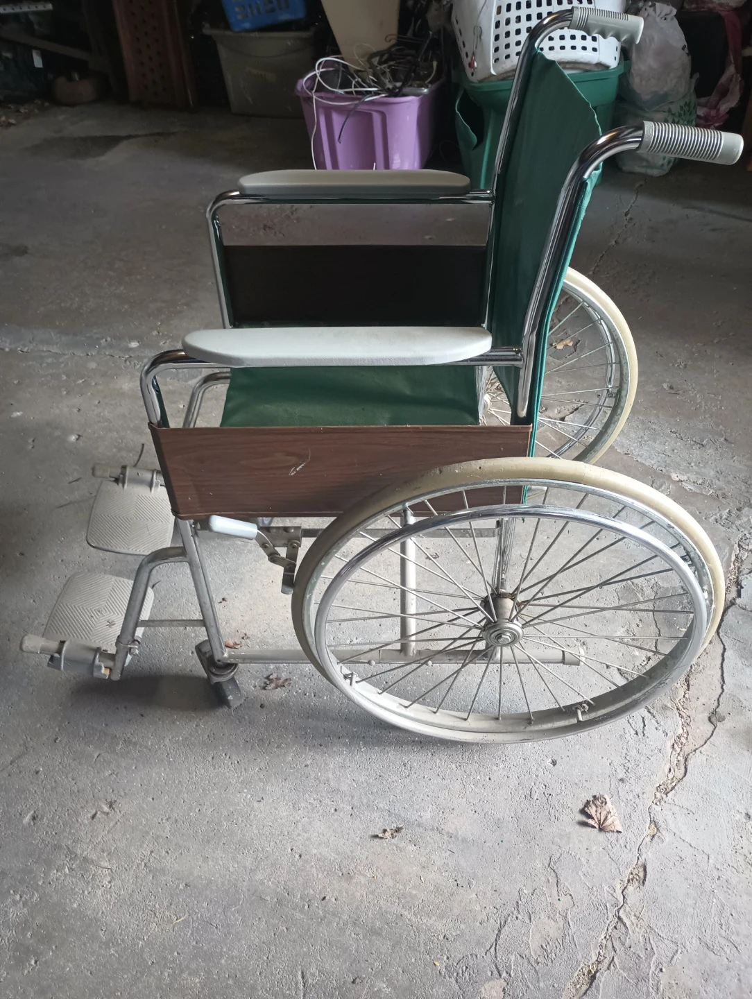 Green Wheelchair - photo 4