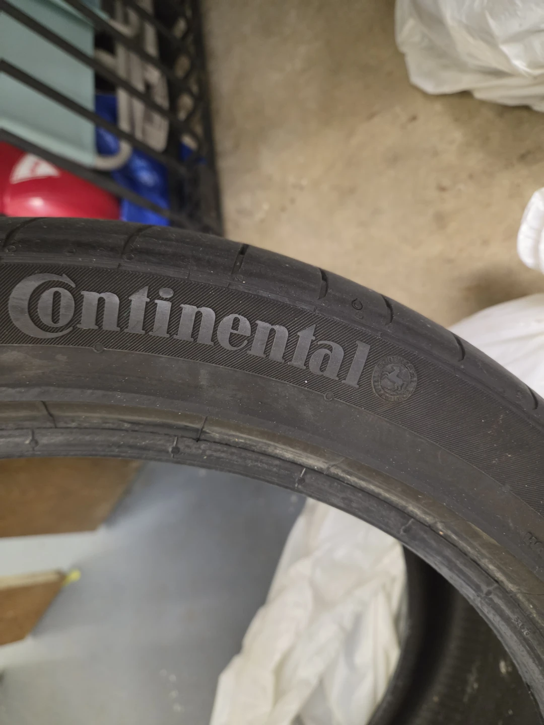 Continental Tire 275/35 ZR 19 set of 4
