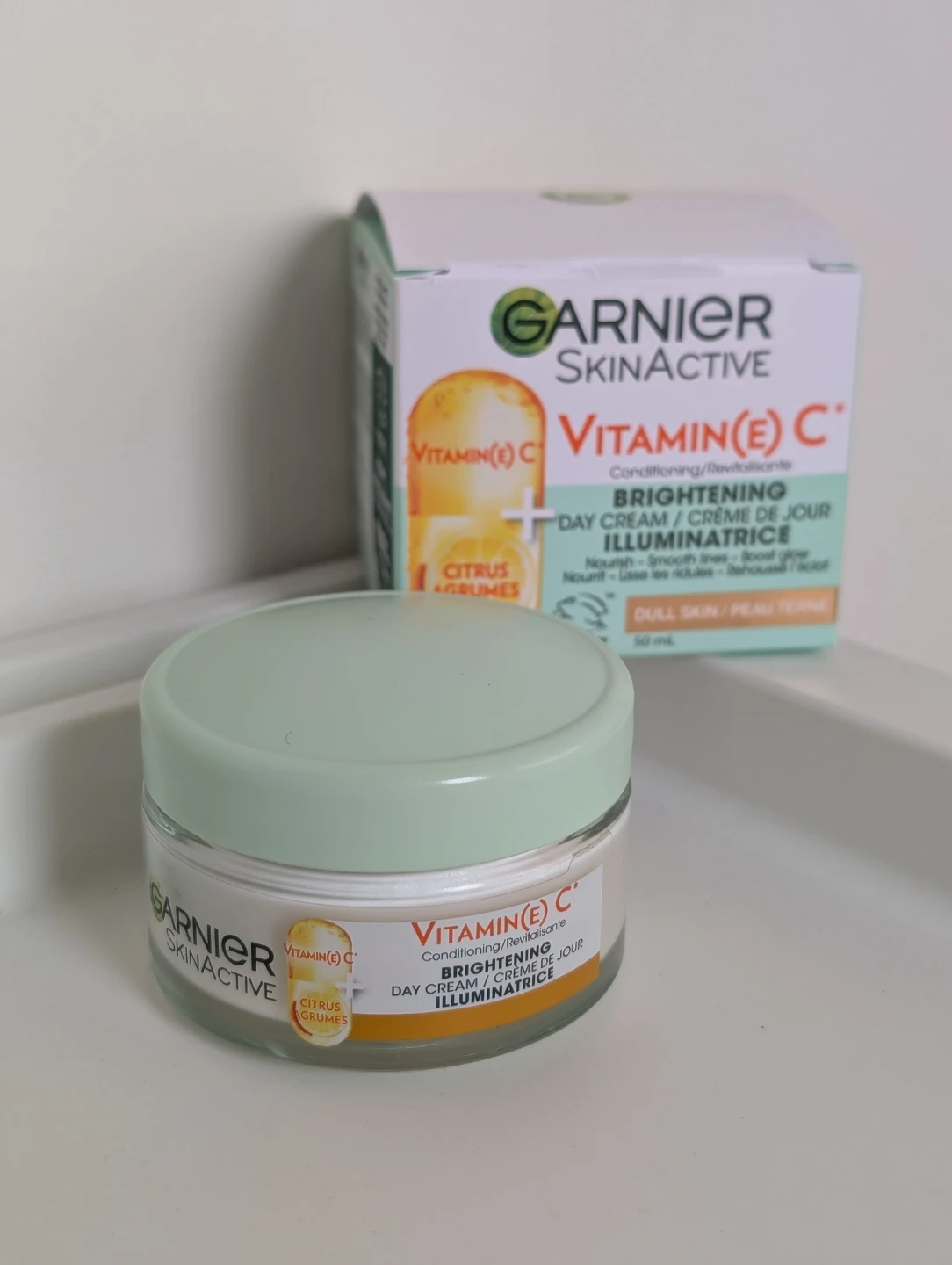 Garnier SkinActive Vitamin C+E Brightening Day Cream