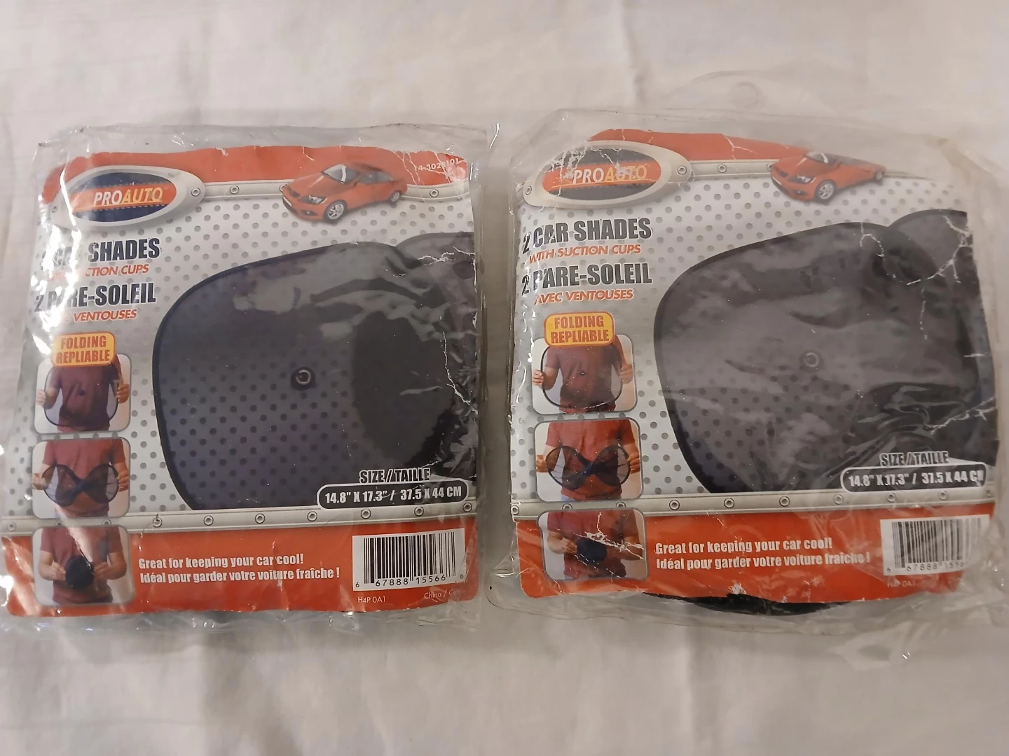 2 pks of ProAuto 2 Car Shades with Suction Cups.  Pick up only.