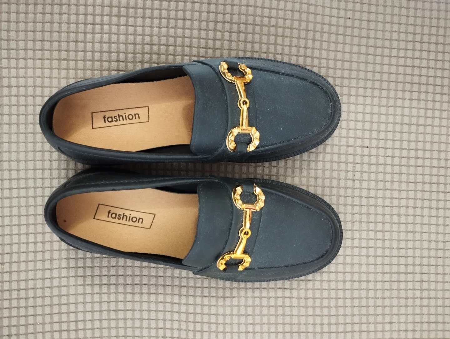 Ladies shoes