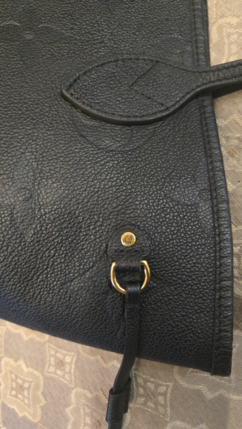 Louis Vuitton Black Monogram Tote Bag - photo 4