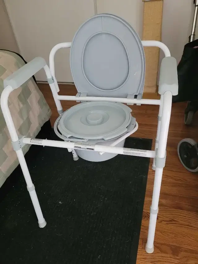 Folding Commode Chair with Pail