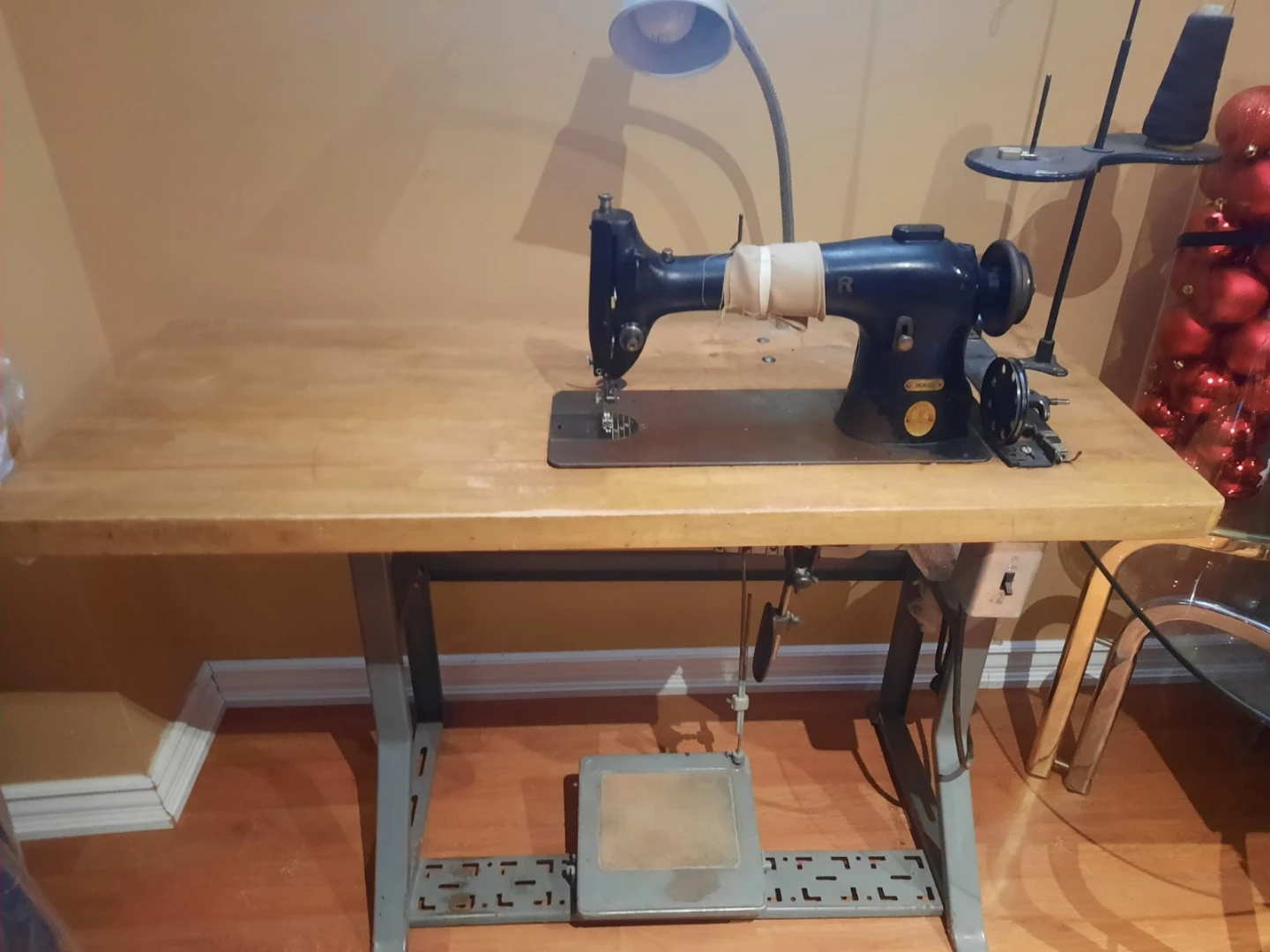Singer 96K40 Sewing Machine