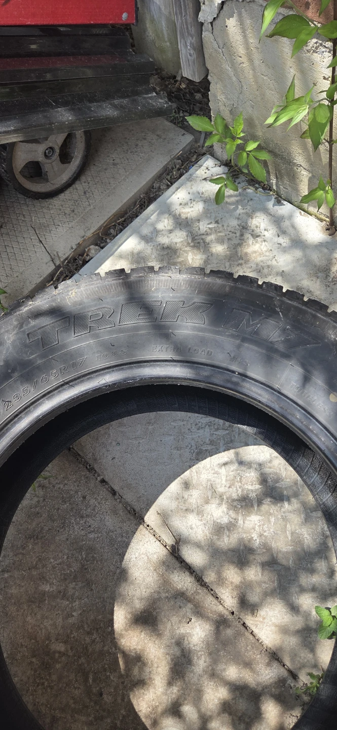 235/65R17 MAXTREK M7 Winter Tires - photo 3