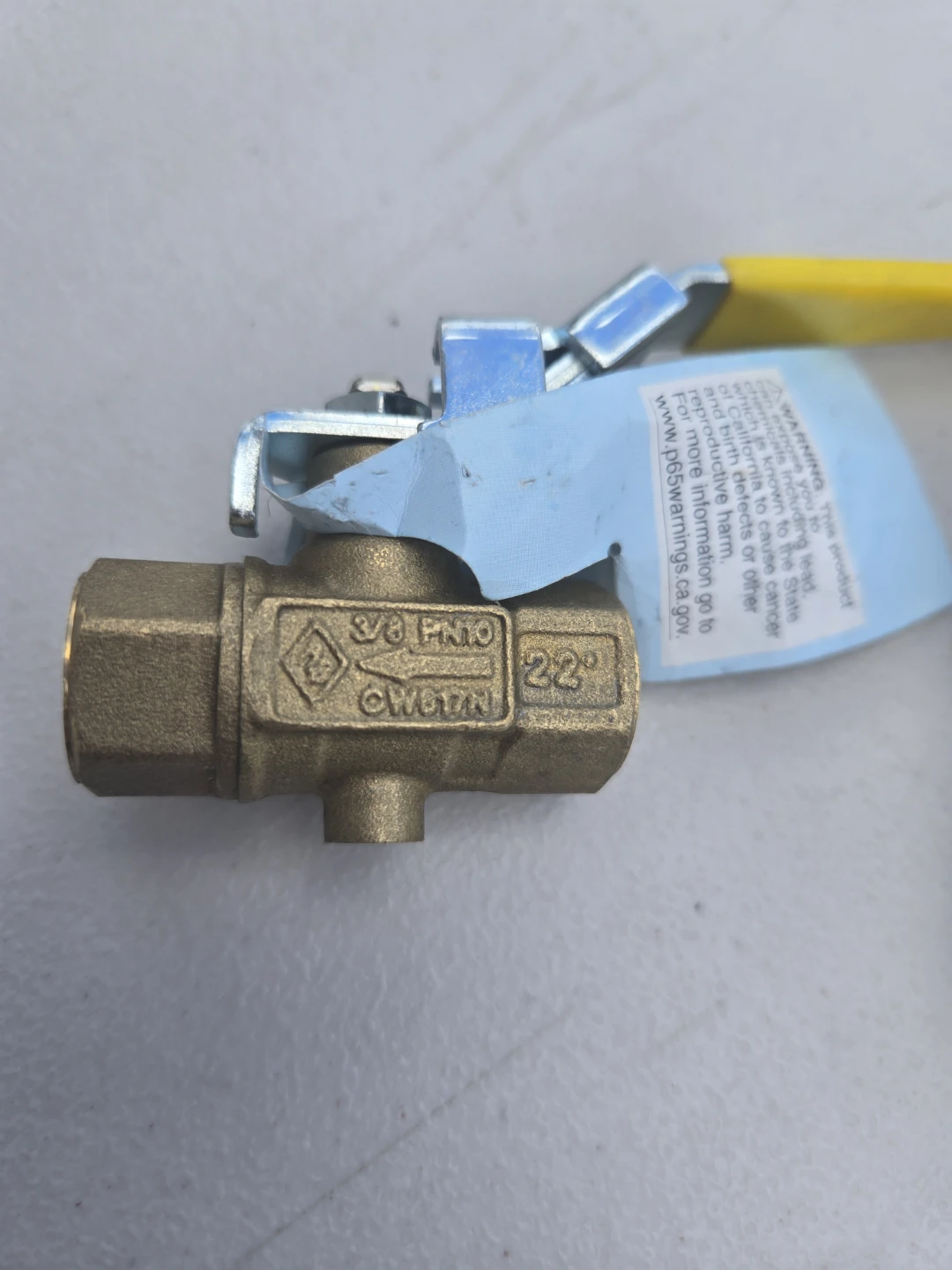 Brass Ball Valve 3/8" FNPT CWUTIN - photo 2
