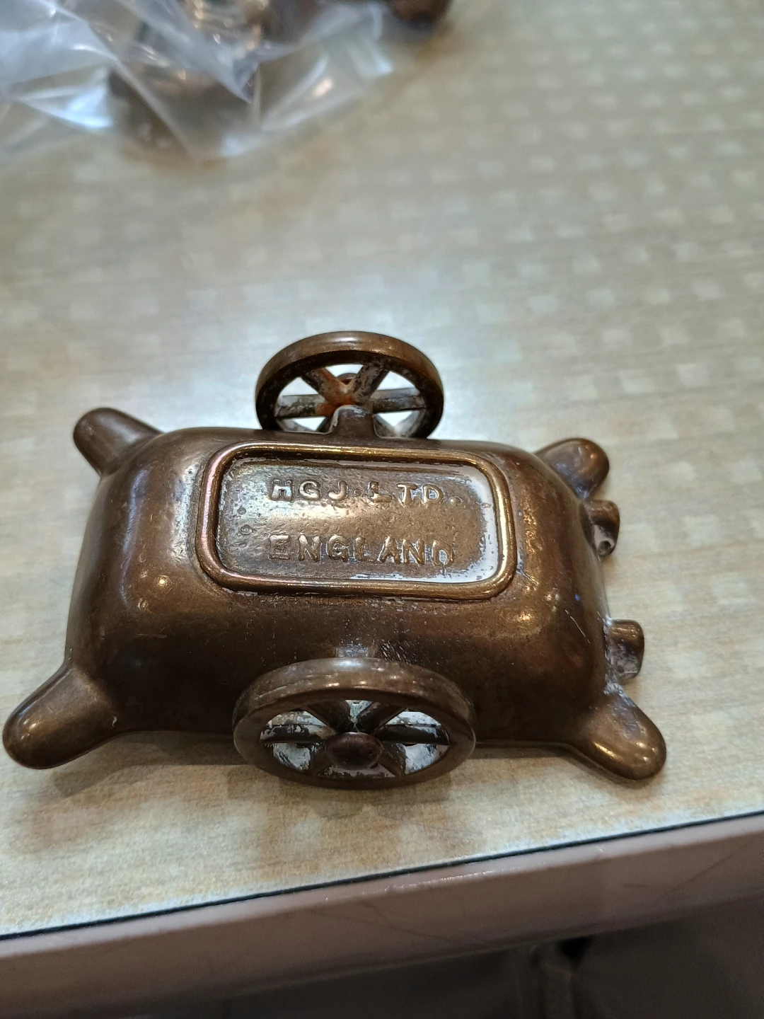 HGJ LTD England Metal Ashtray - photo 2