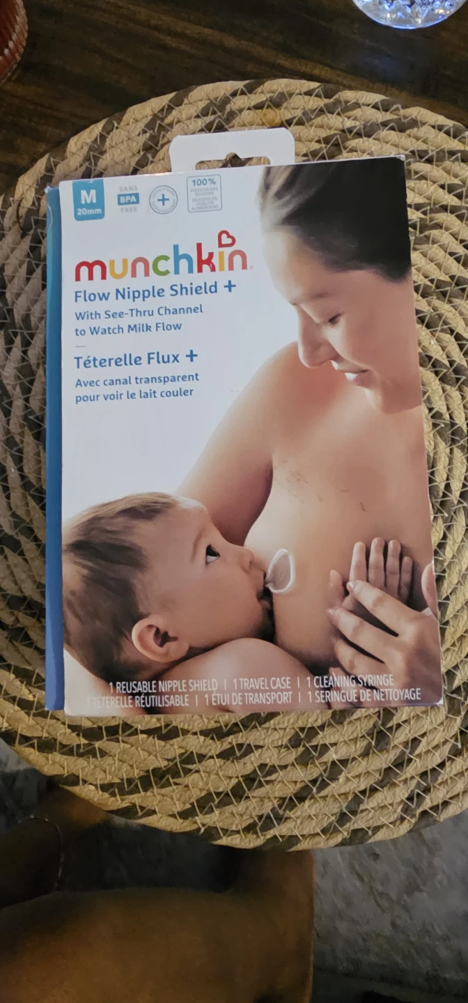 Munchkin Flow Nipple Shield + Size M