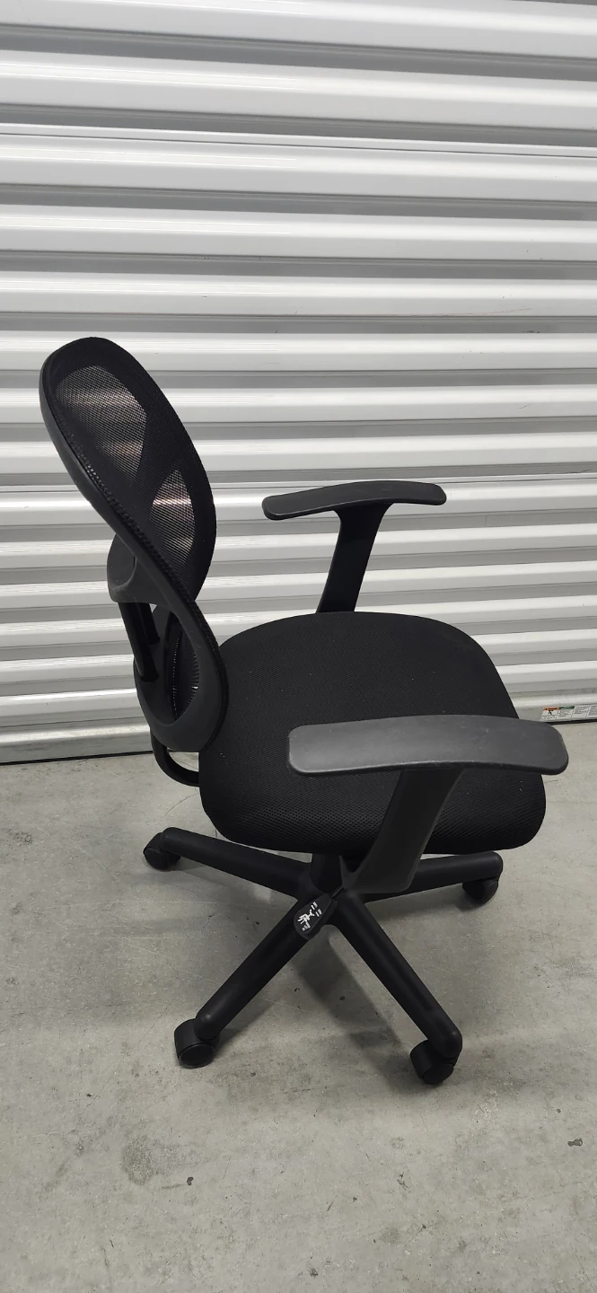 Office chair - photo 2