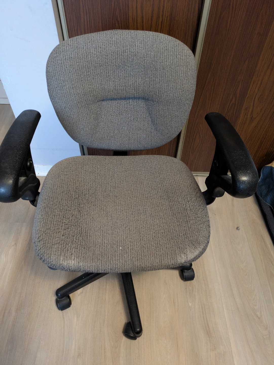 Grey Office Chair with Wheels - photo 2