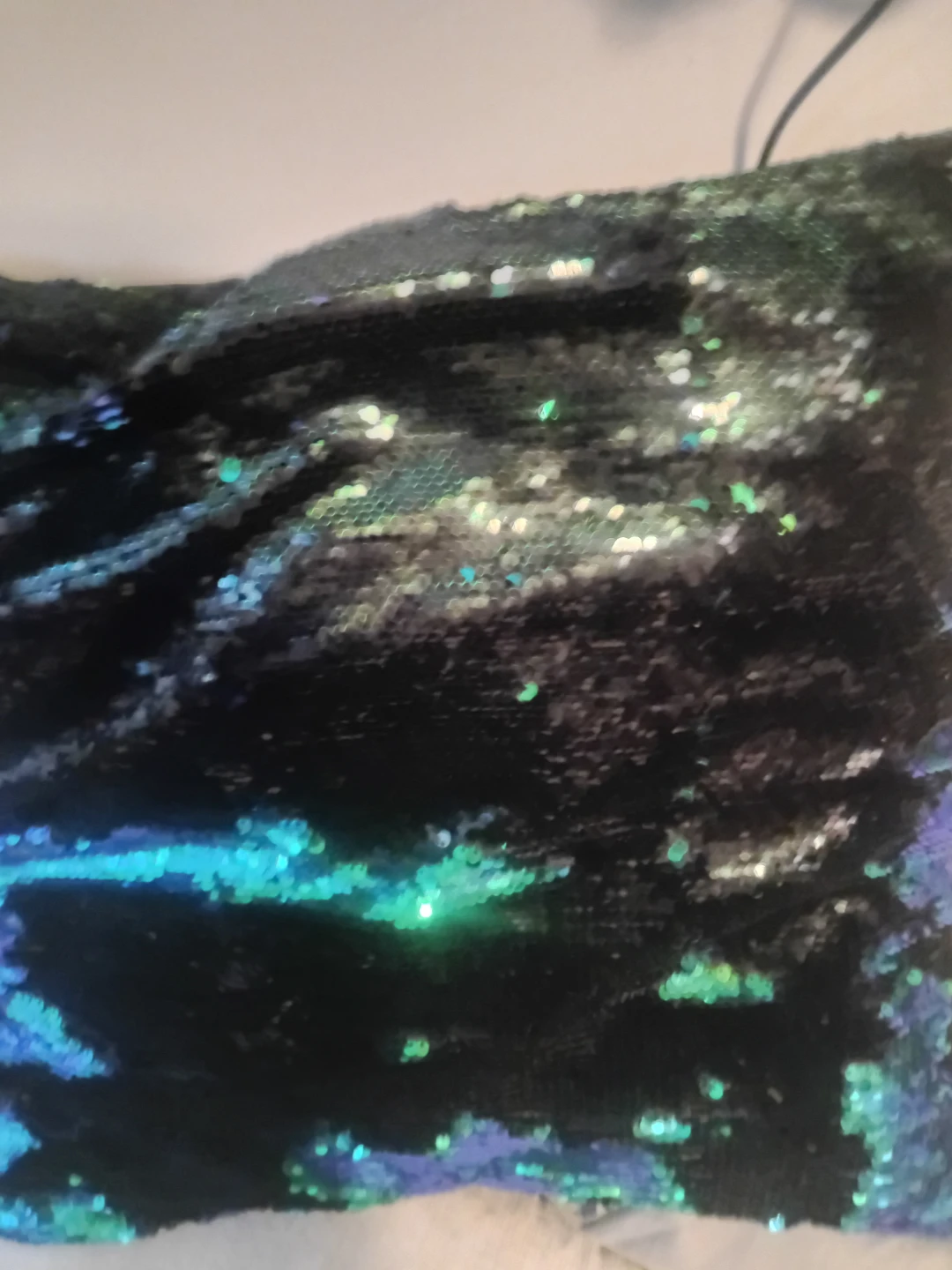 Mermaid Sequin cushion - photo 2