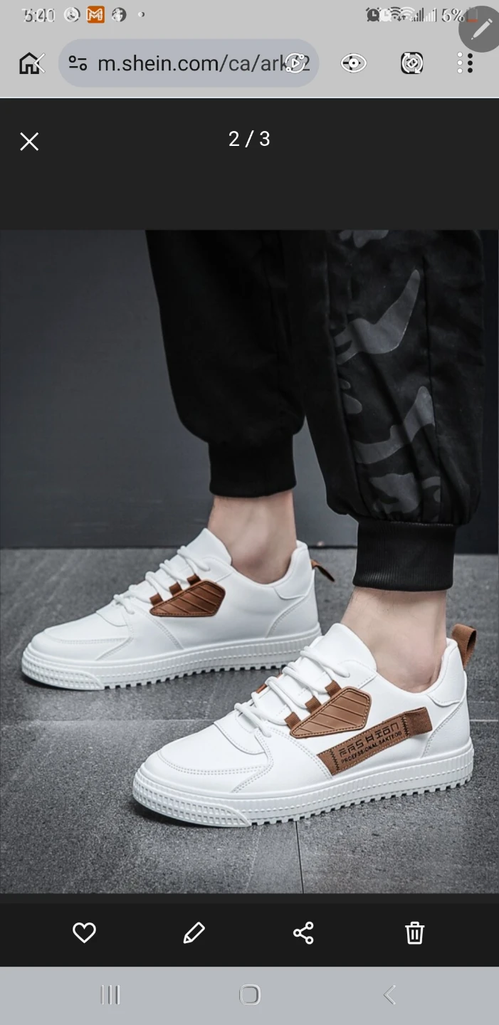 Brand new Universal Fashion Skate Sneakers