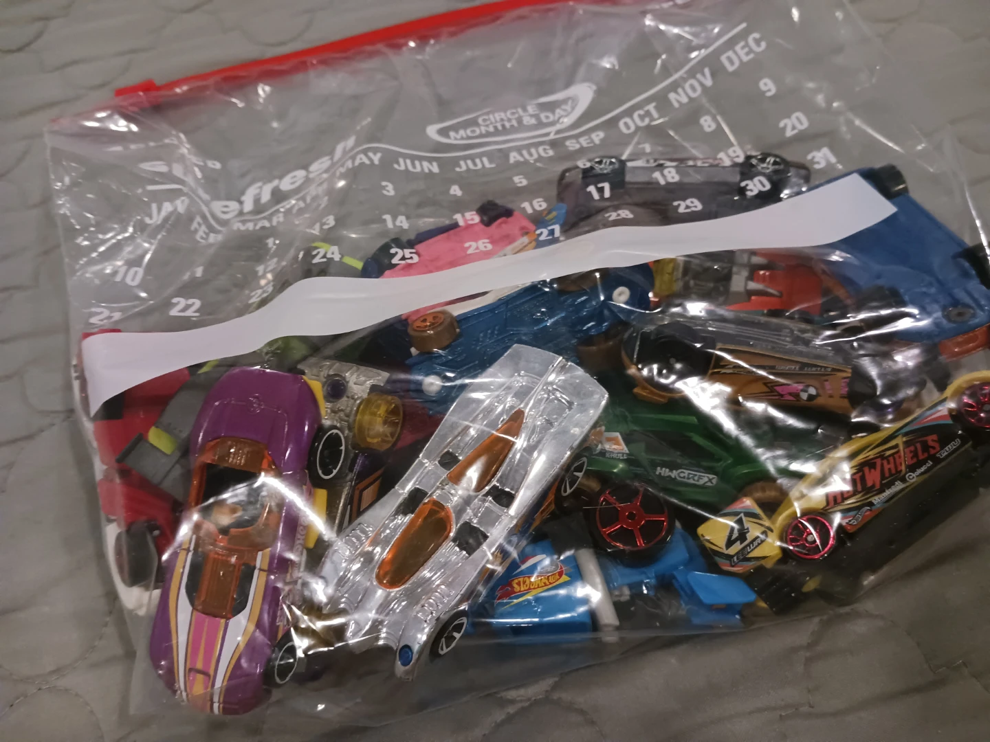 Hot Wheels Track and hot wheels cars bag - photo 2