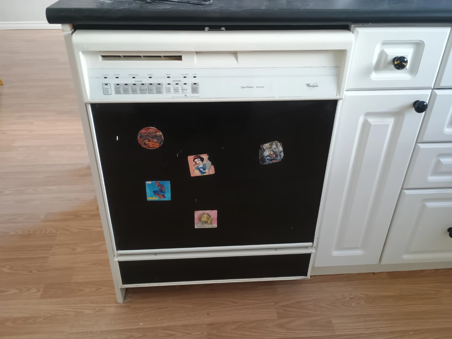 Whirlpool Dishwasher