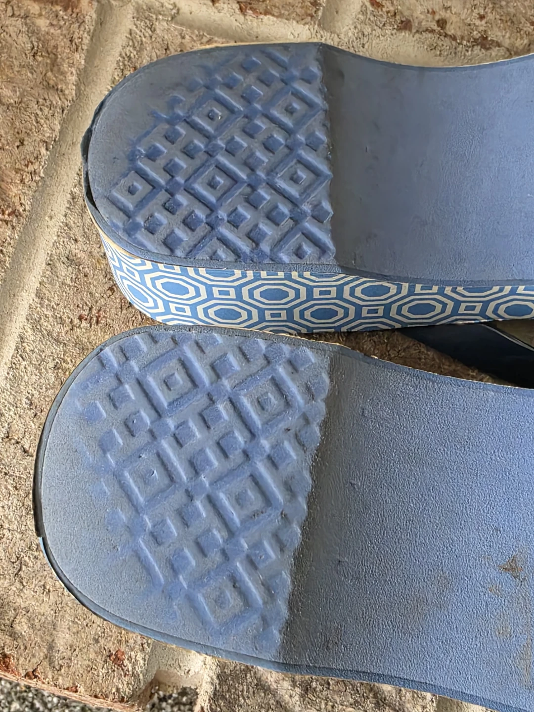 Tory Burch Flip Flops Women's Size 9 Blue Geometric Pattern - photo 3