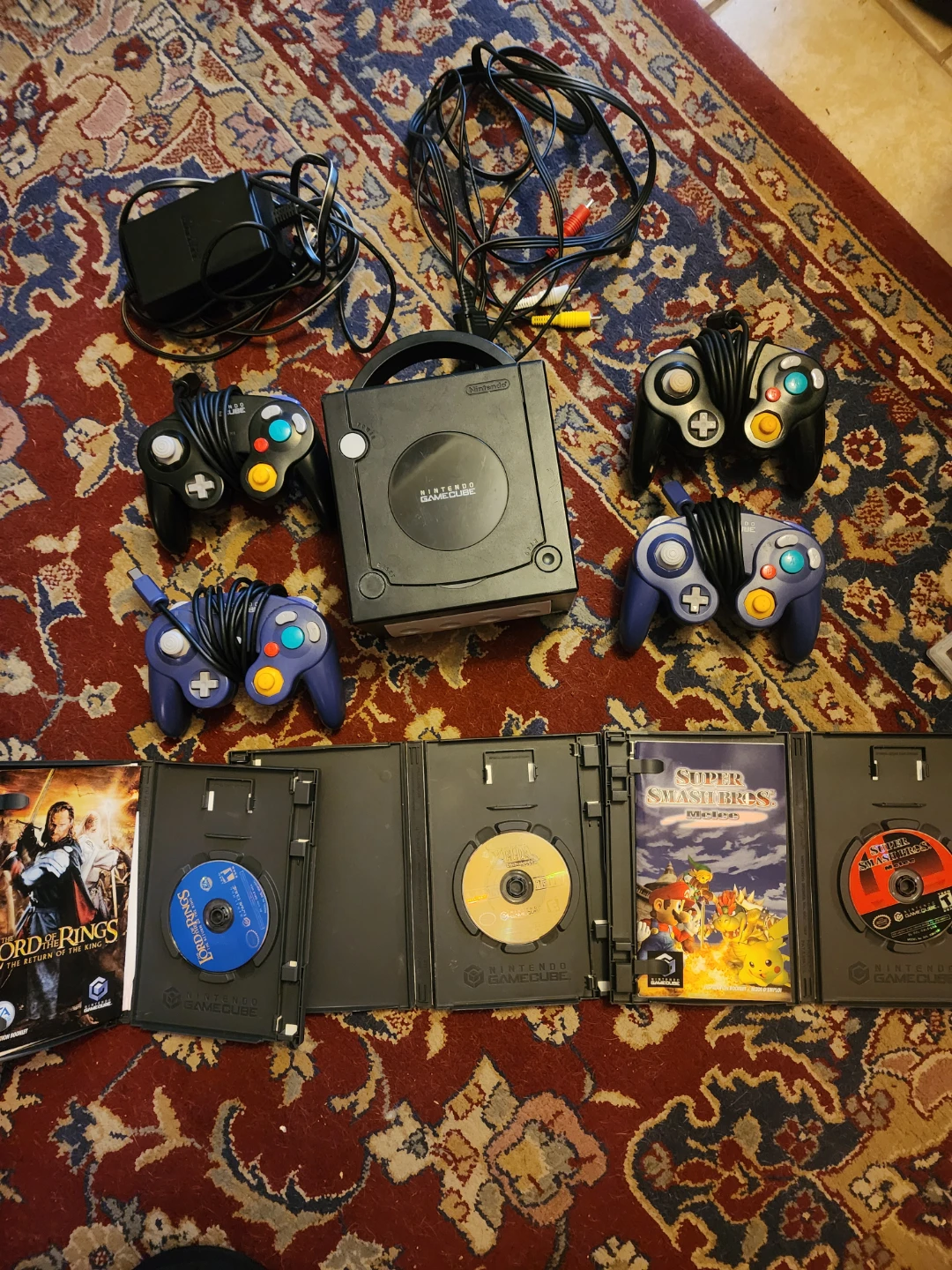 Nintendo GameCube DOL-001 Bundle-4 Original Controllers & Games - photo 2