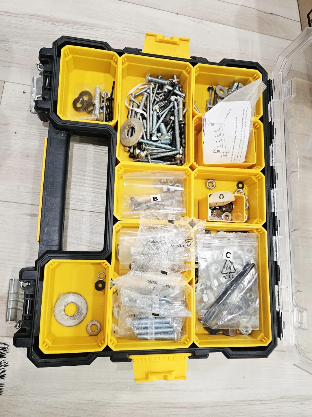 DEWALT Pro Organizer & 117-piece Tool Set - photo 2
