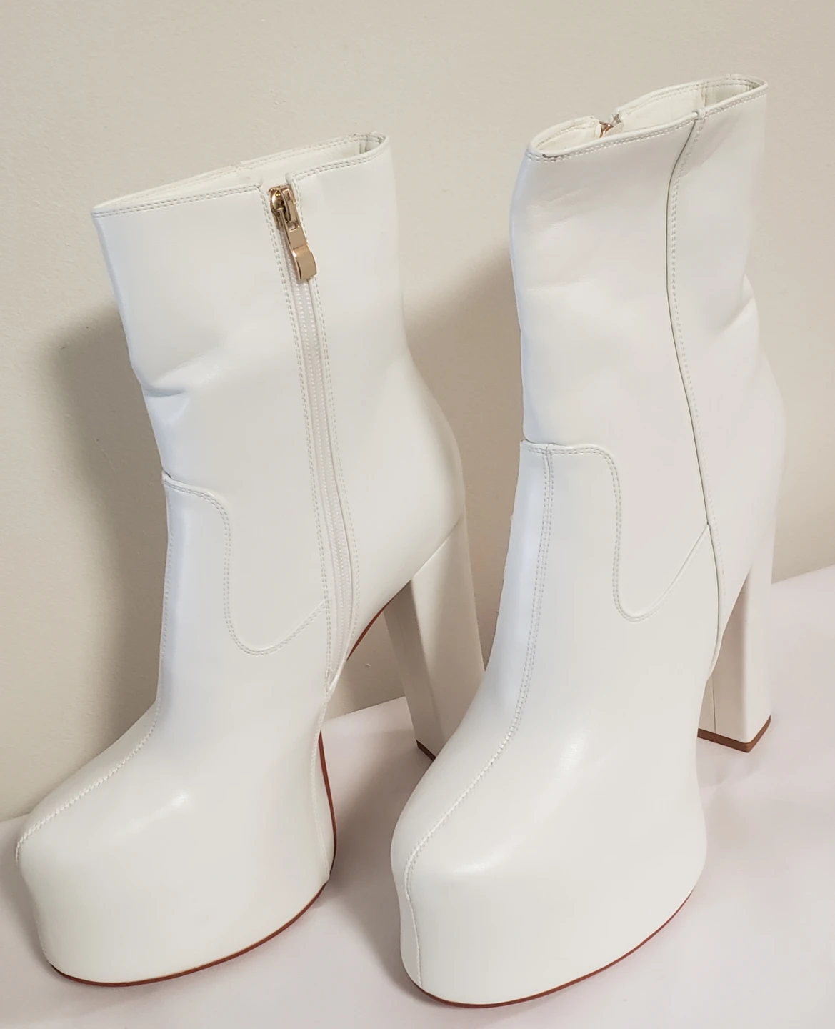 Brand new Women's High Heel Platfo Size 9.5 - photo 3
