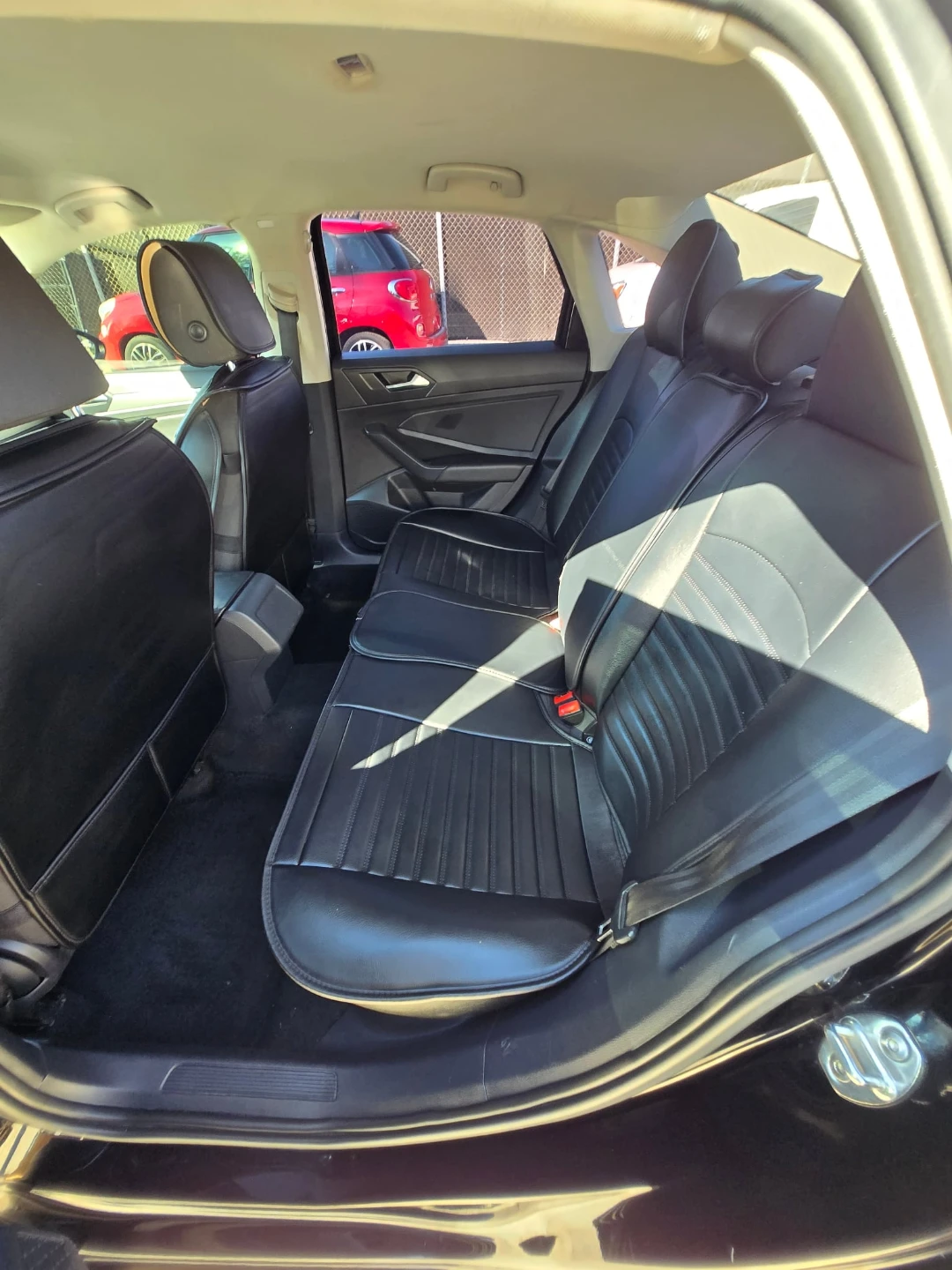 2020 Volkswagen Jetta - photo 2